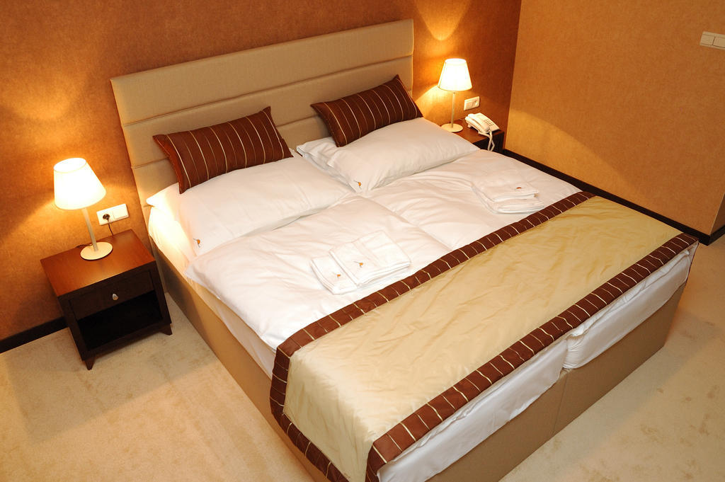 Hotel Predium Vrable ห้อง รูปภาพ